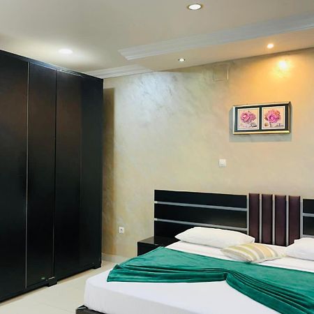 Class Hotel Brazzaville Ngoại thất bức ảnh