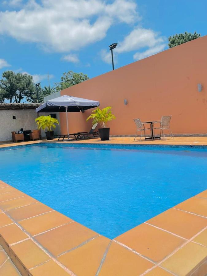 Class Hotel Brazzaville Ngoại thất bức ảnh