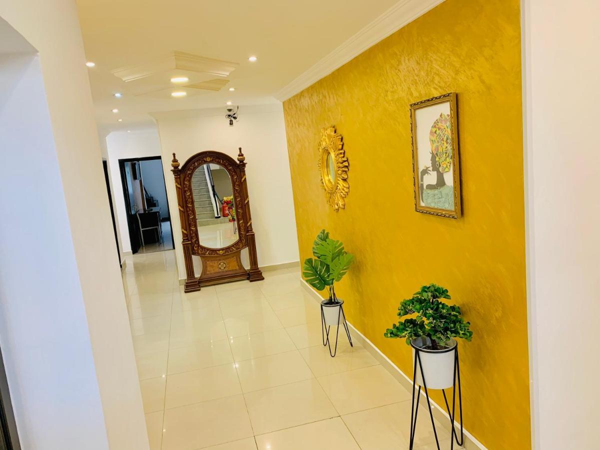 Class Hotel Brazzaville Ngoại thất bức ảnh