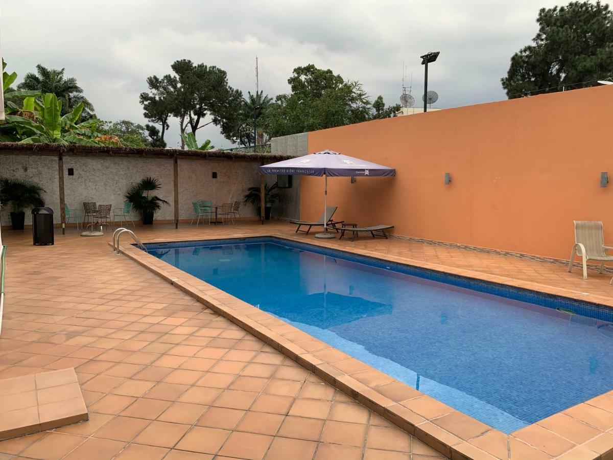 Class Hotel Brazzaville Ngoại thất bức ảnh