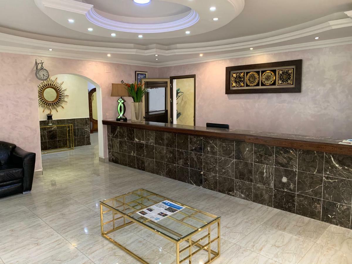 Class Hotel Brazzaville Ngoại thất bức ảnh