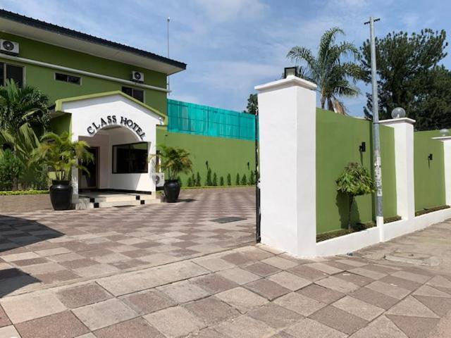 Class Hotel Brazzaville Ngoại thất bức ảnh
